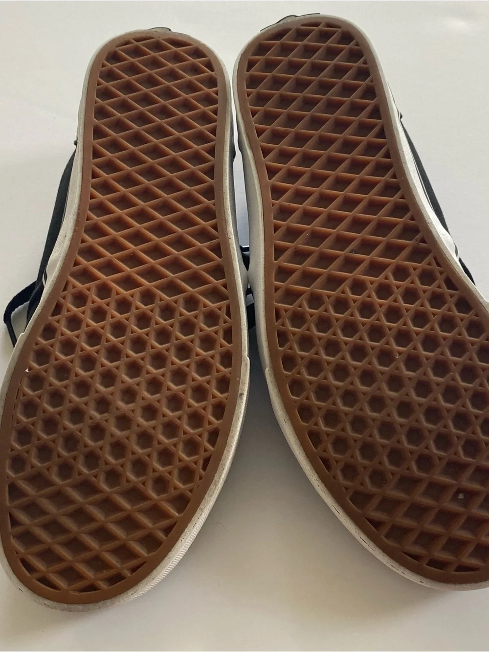 Vans Black Canvas Low-Top Lace-Up Sneakers mens 7 Womens 8.5 shoes